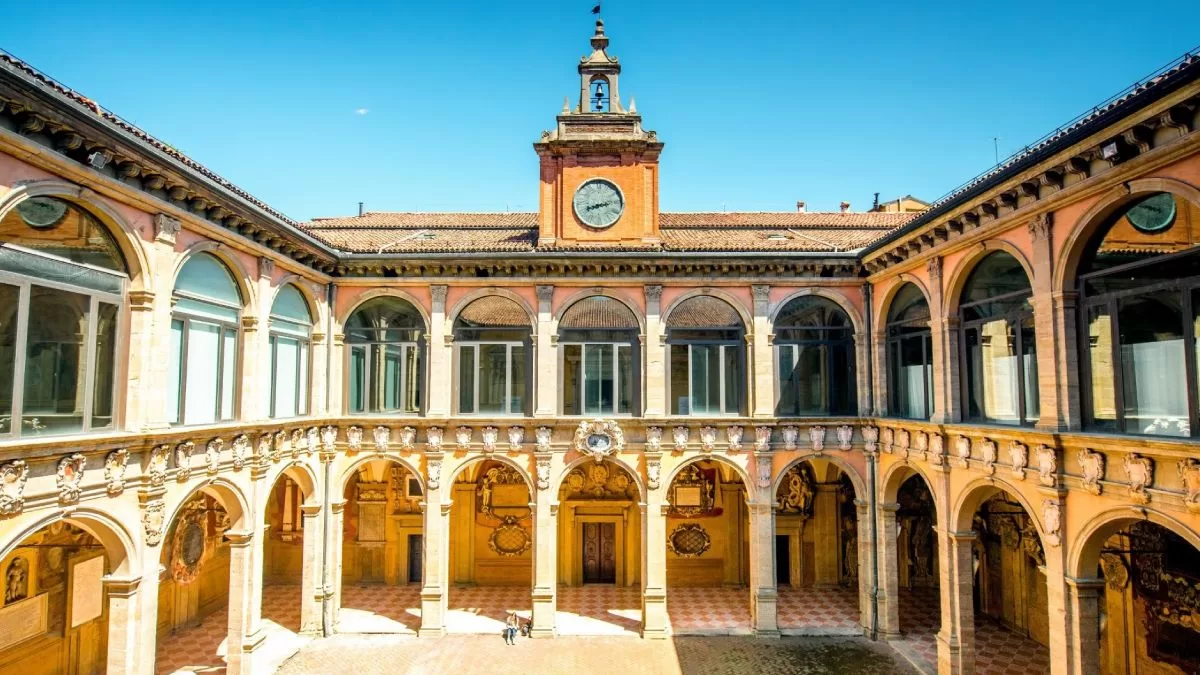 Bologna Üniversitesi
