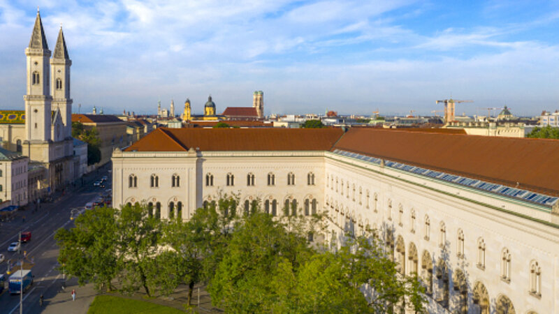 Münih Ludwig Maximilian Üniversitesi (LMU)