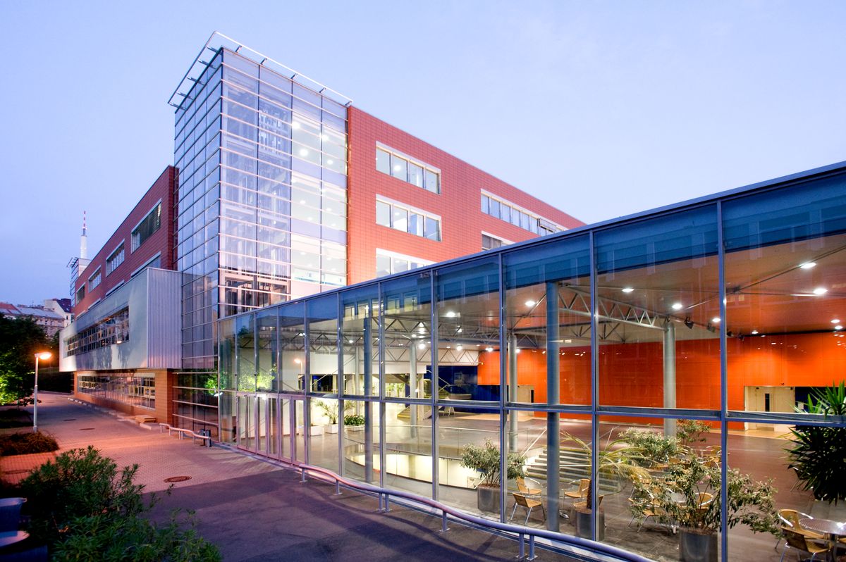 Prag Ekonomi ve İşletme Üniversitesi